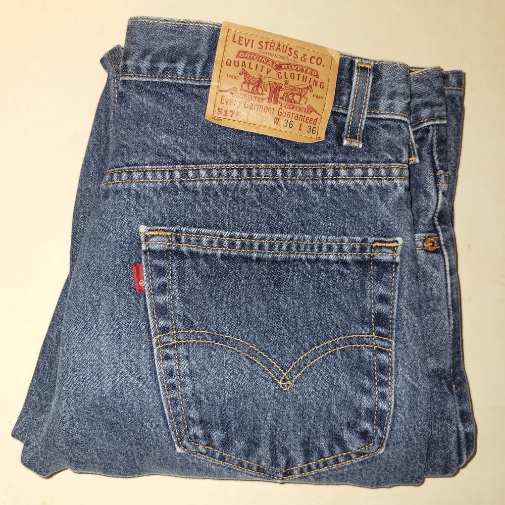 Vintage Levi 517 Boot Cut Blue Jeans Men's Size 34x35 Made In USA 2002